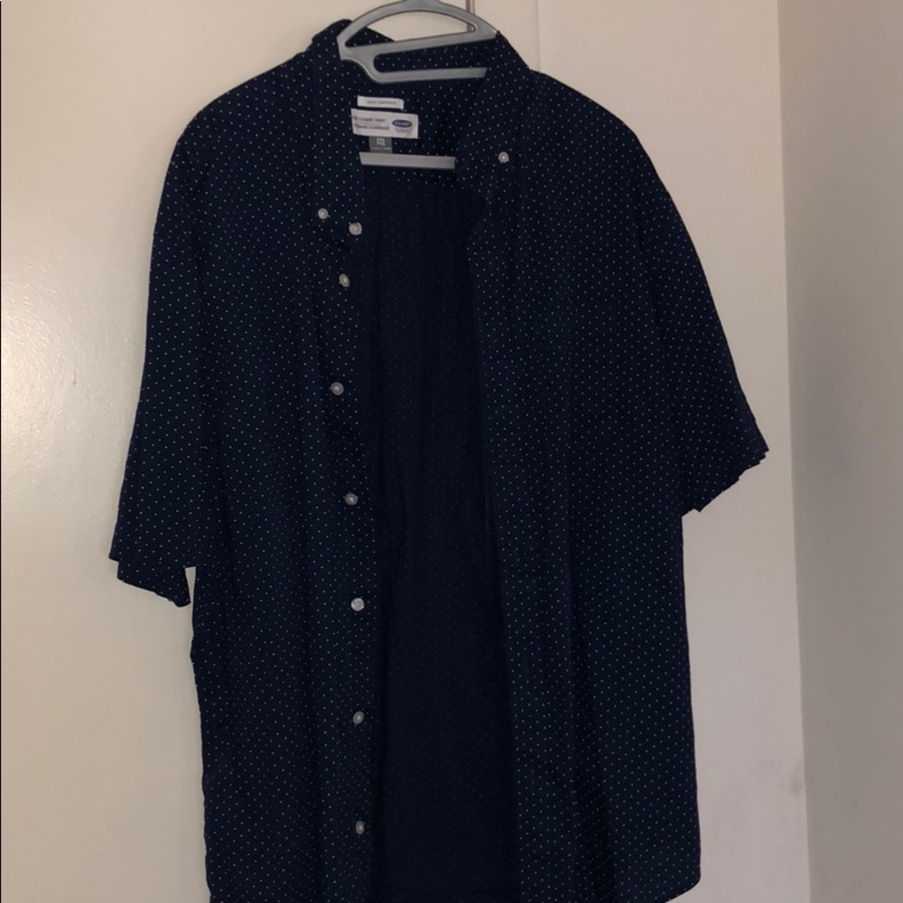 Old Navy Dotted blue short sleeve button down